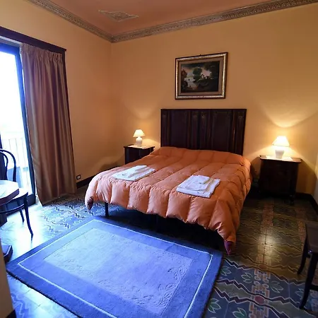 Bed and breakfast Palace 3*