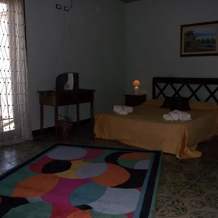 Palace Bed and breakfast 3*