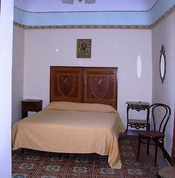 Palace Bed & Breakfast 3*